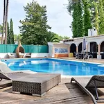 Verdizela Pool & Garden Charneca (Setubal)