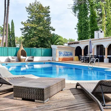 Verdizela Pool & Garden Charneca (Setubal)